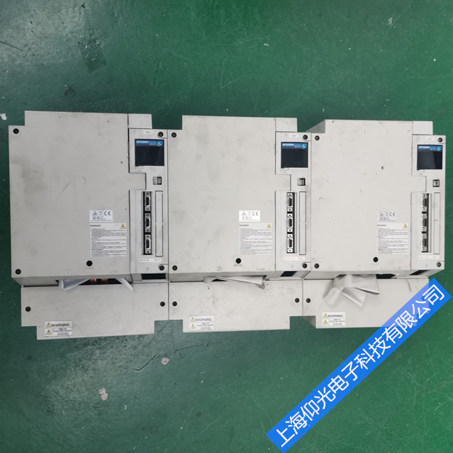 機(jī)械設(shè)備三菱伺服驅(qū)動(dòng)器維修中心,MR-J2S-500B4報(bào)AL10修理