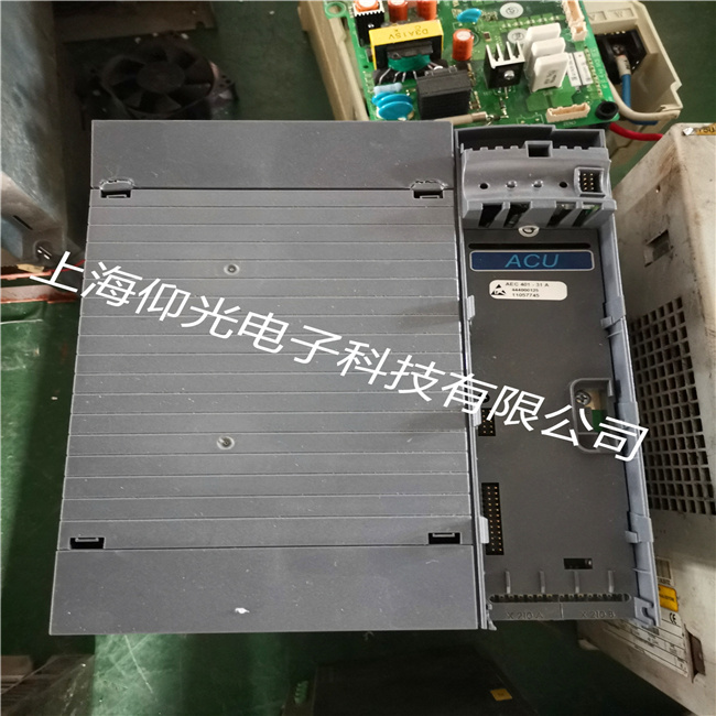 zӹS^(q)w׃lVCB400F(xin)LED2LED7cϾS