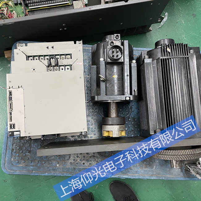 安川伺服電機維修SGM7G-1AAFC6C常見故障修理電話