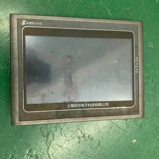 顯控觸摸屏維修AK-102AS碎屏觸摸無反應(yīng) 當天好