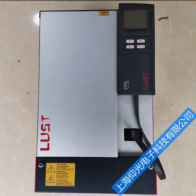 LUST變頻器VF1424L.HF.OP2S56輸出缺相故障維修