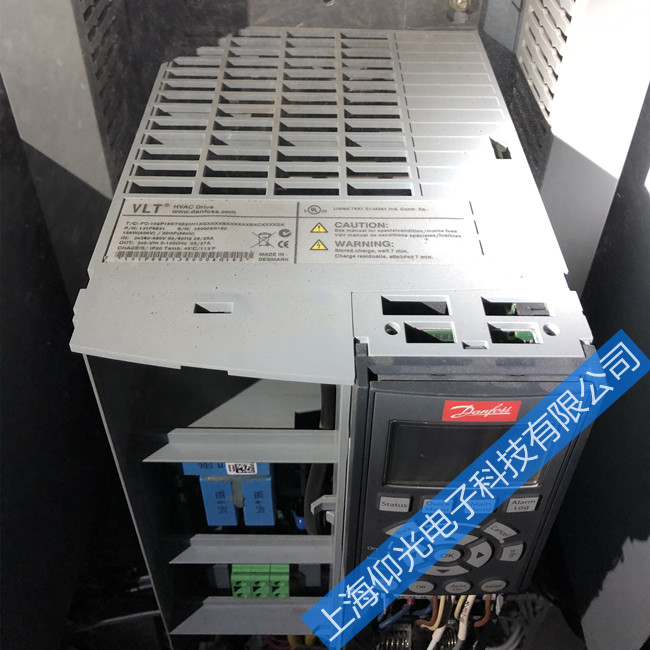 丹佛斯FCM300變頻器上電不運(yùn)行故障維修案例