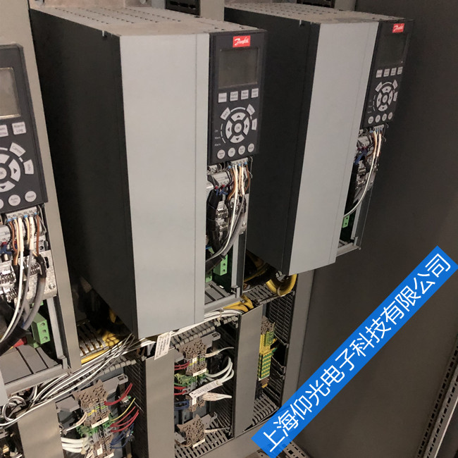 丹佛斯變頻器FC111變頻器面板啟動不了故障維修