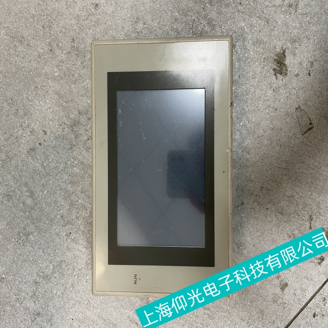 珠海歐姆龍觸摸屏NT631C-ST153B-EV3出現(xiàn)黑屏無(wú)顯示故障維修建議